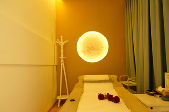 青岛市北日式指压的寂静美学：在按压中听见雪落的声音